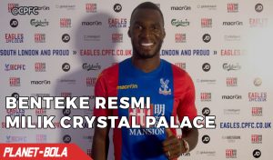 RESMI : Benteke Berlabuh Ke Crystal Palace