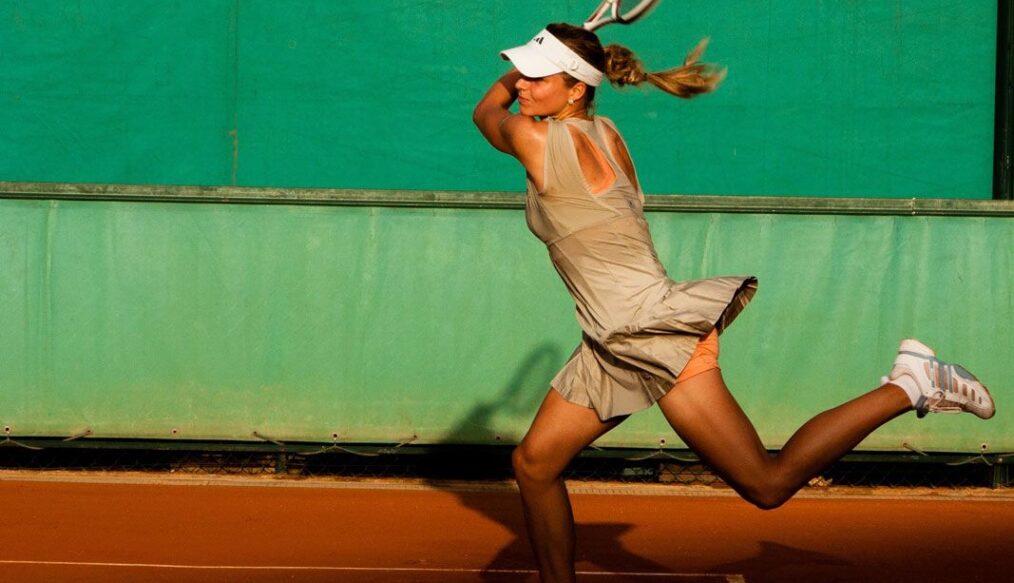 Hingis, 25-time Grand Slam champ, to retire
