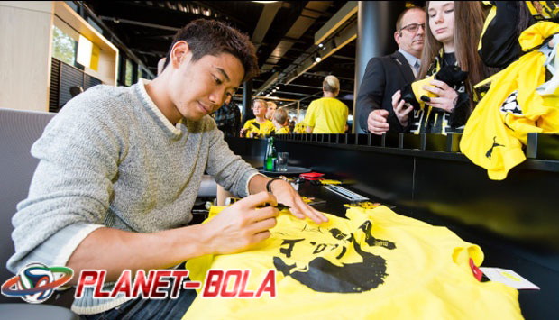 Shinji Kagawa Perpanjang Kontrak Hingga 2020