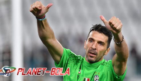 Inilah Striker Paling Mengerikan Menurut Buffon