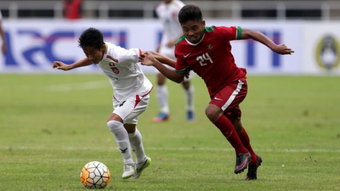 Supporter Myanmar Teriakkan Nama Indonesia