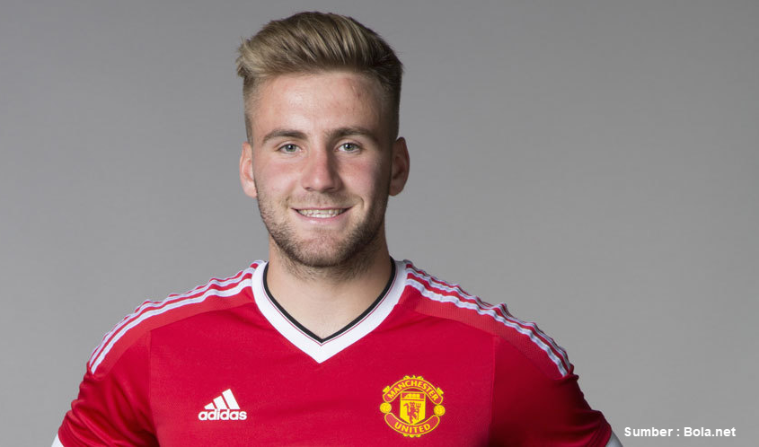Luke Shaw Perpanjang Kontrak di MU