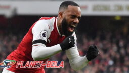 Wenger: Aubameyang Rusak Kepercayaan Diri Lacazette