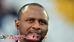 Patrick Vieira Nyatakan Siap Latih Arsenal