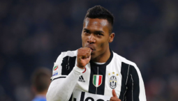 Manchester United Menyerah Kejar Alex Sandro