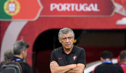 ﻿Piala Dunia 2018: Fernando Santos Belum Tentukan Tim Inti