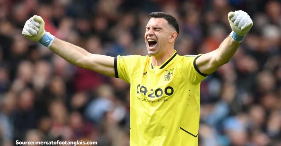 Juventus Siap Bajak Emiliano Martinez dari Aston Villa