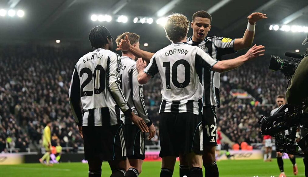 Manchester United Telan Kekalahan Pertama, Carrick Akui Menyakitkan